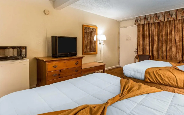 Atlantic Paradise Inn & Suites