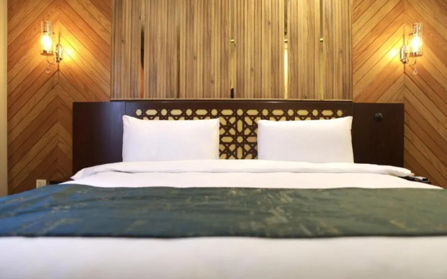 Hotel Tourmaline