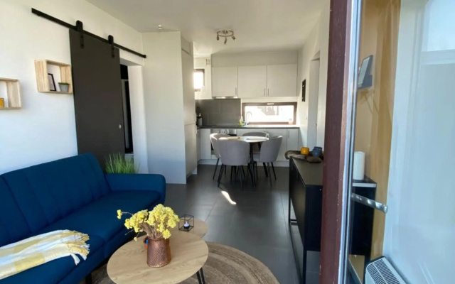 Pillar Home