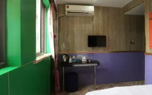 Lvdu Qing‘she Hotel