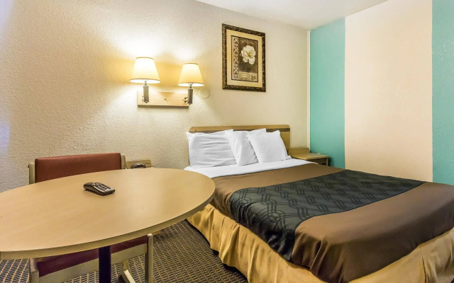 Rodeway Inn
