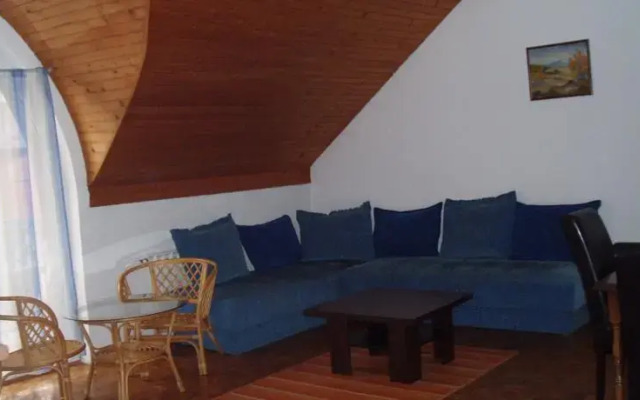 Villa Mondo
