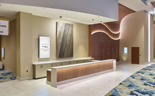 Mystic Lake Casino Hotel