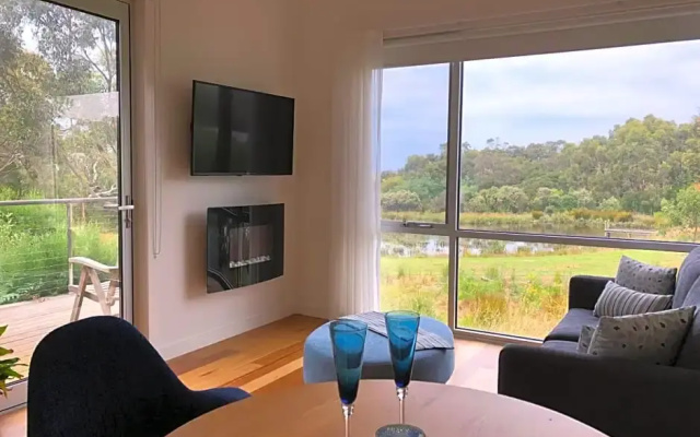 Messmates Luxury Eco Suites