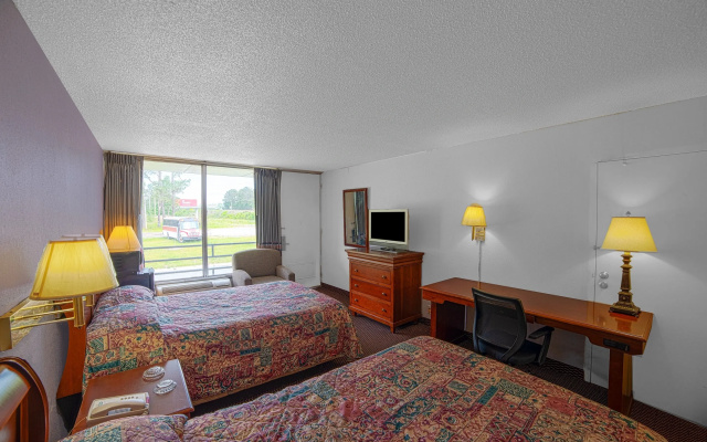 Masters Inn Selma/Smithfield I-95 By OYO