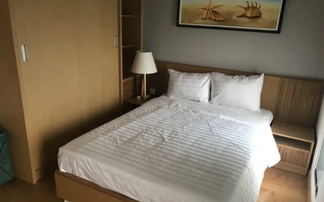 Sea View Apartment Danang Living