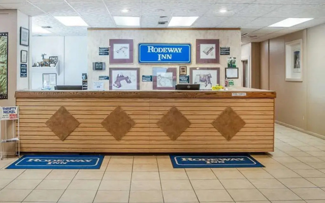 Expedition Lodge