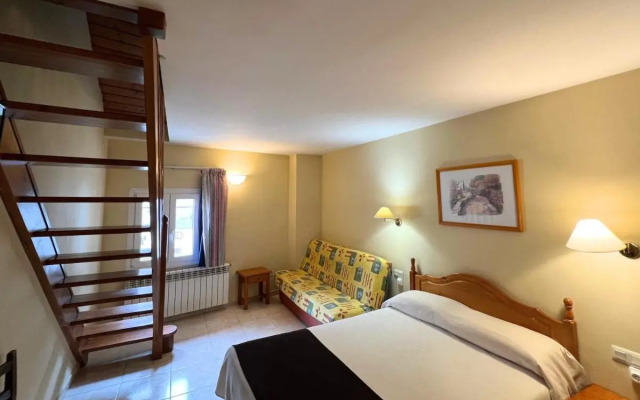 Hotel Joan Canejan