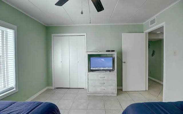 Island 109 3 Bedroom Condo