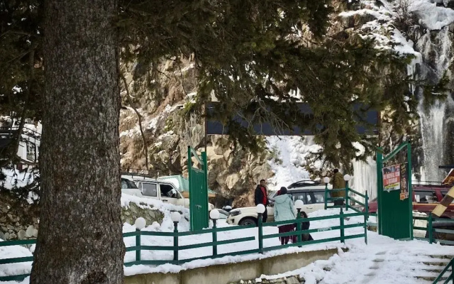 Dawat-e-Drung by FrozenFall Resort