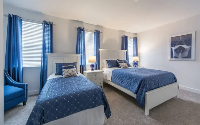 Festival Resort 386