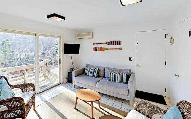 5 Redgate Lane Home by RedAwning