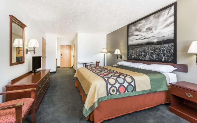 Super 8 by Wyndham Alma