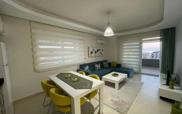 LUXURY 1+1 with pool, sauna 200m to the beach