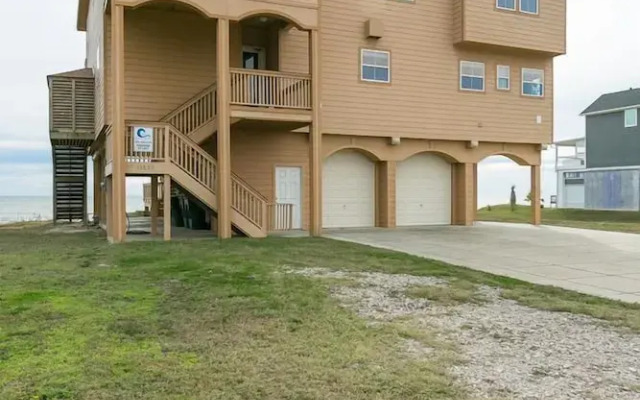 Paradise At Last by Ryson Vacation Rentals