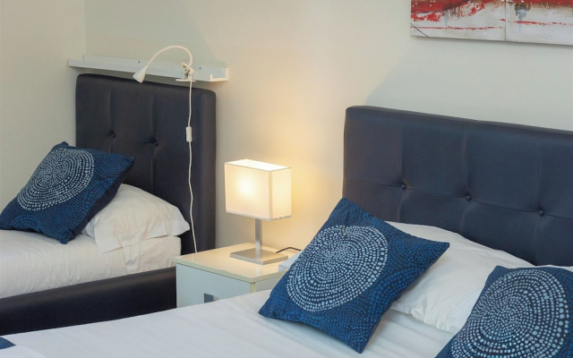 Rental in Rome Principe Amedeo Apartment