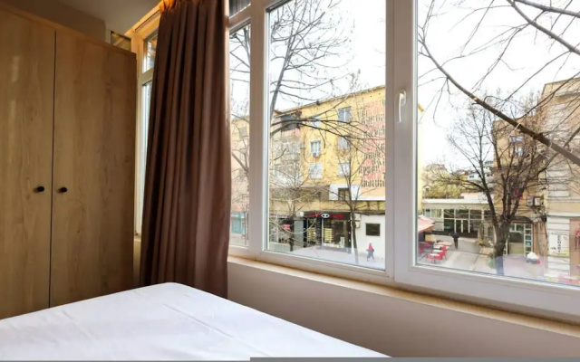 Grandstay Tirana Central 02