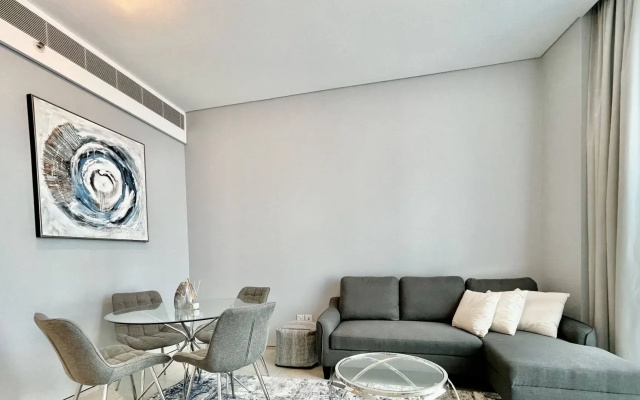 Ultimate Luxury at The Address Jumeirah Beach Residence
