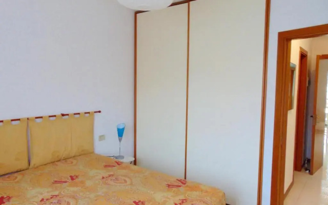 S220 - Sirolo, Trilocale in Centro Con Terrazzo