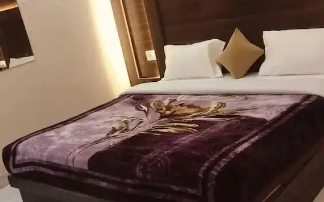 Hotel Shri Mohini Kunj Vindavan By HRG