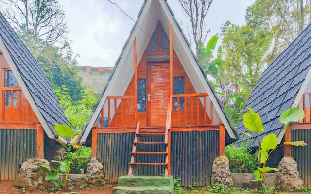 Valley Ciater Subang Mitra RedDoorz