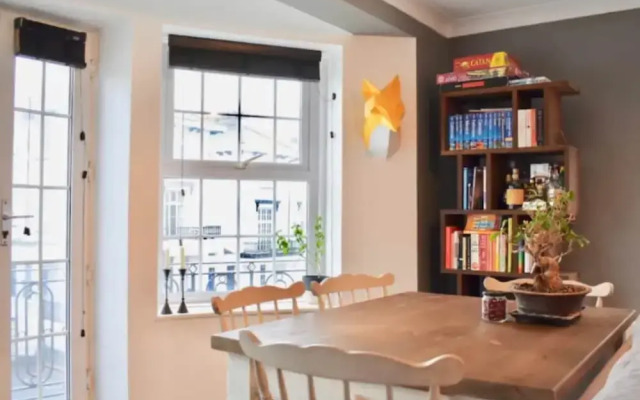 Spacious 2 Bedroom Flat in Brighton