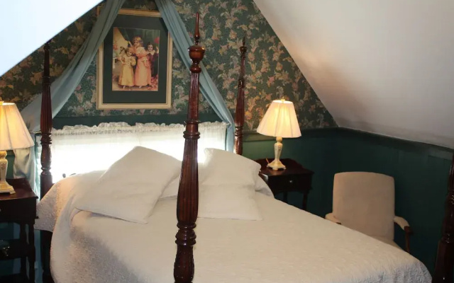 McFarlin House B&B