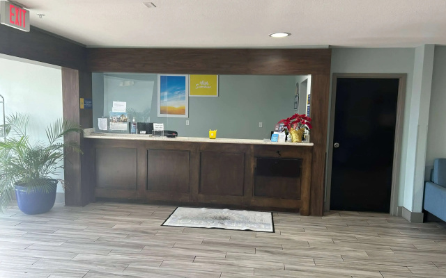 Days Inn by Wyndham Panama City/Callaway