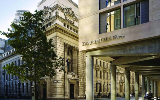 Отель DoubleTree by Hilton Hotel London - Tower of London Великобритания, Лондон - отзывы, цены и фото номеров - забронировать отель DoubleTree by Hilton Hotel London - Tower of London онлайн вид на фасад