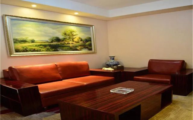 Lifu Hotel Shachong Metro Branch