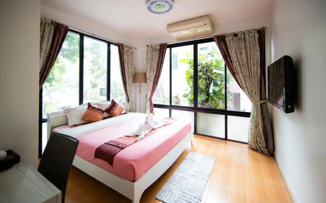 Chayada Garden House and Resort Hotel
