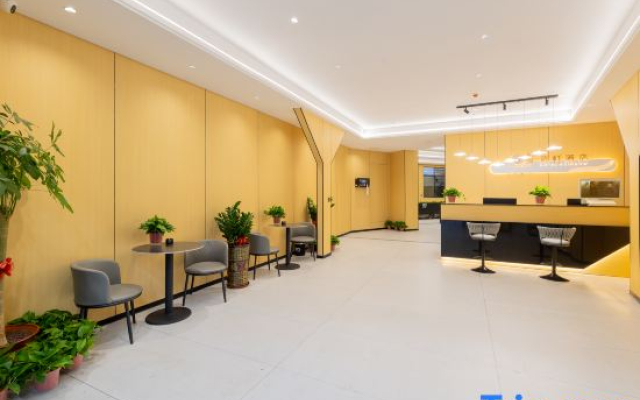 Haikou Rainbow Hotel (Hainan University Store, Haidian Island )