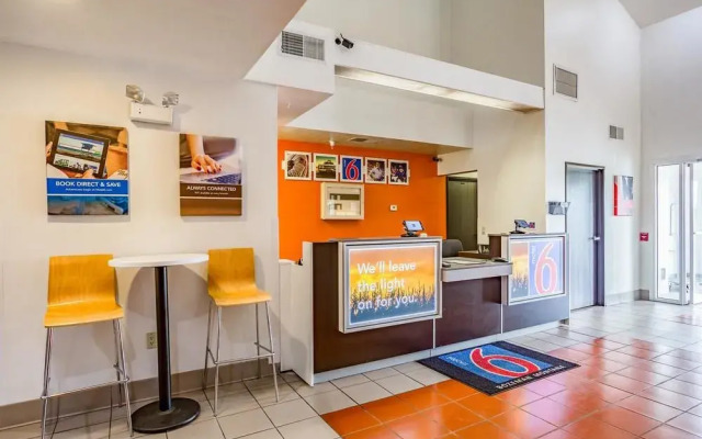 TLC Inn