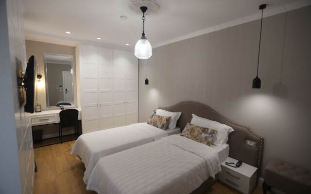 Отель Boutique Hotel Whisky Албания, Тирана - отзывы, цены и фото номеров - забронировать отель Boutique Hotel Whisky онлайн комната для гостей