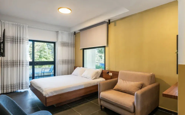 Domus Carmel Hotel