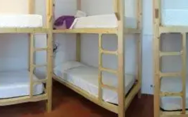 Hostel 1850