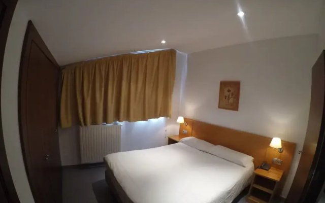 Apartamentos Turísticos Roc Del Castell