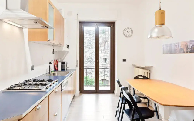 Veronetta Apartment with Balcony