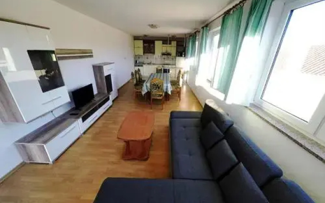 Apartments Pičuljan
