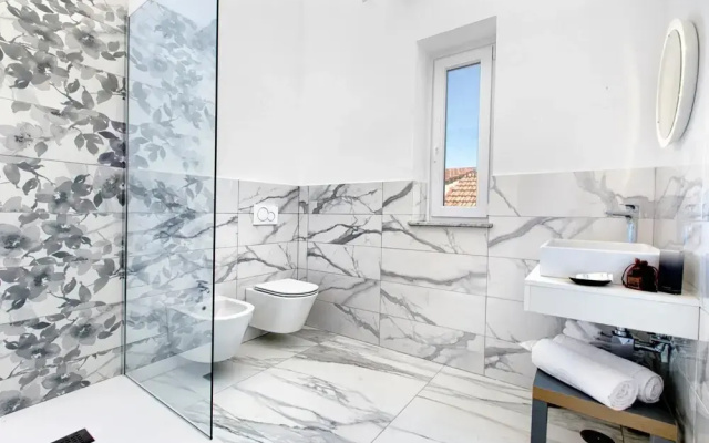 Amore Rentals - Appartamento Max 2 in Piazza Tasso