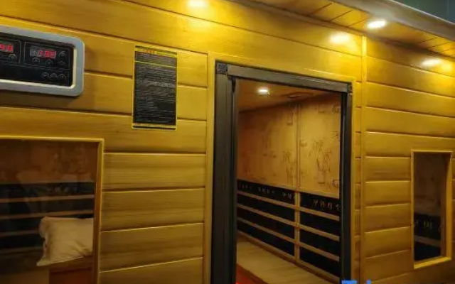 Yunmeng Hotel