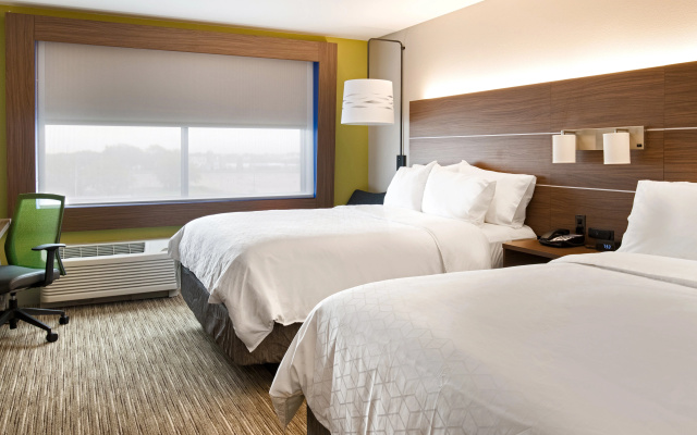 Holiday Inn Express & Suites Racine by IHG