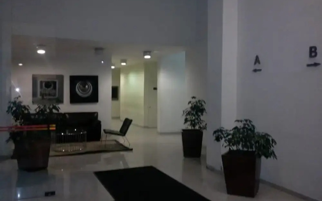 Merced Plaza Apart