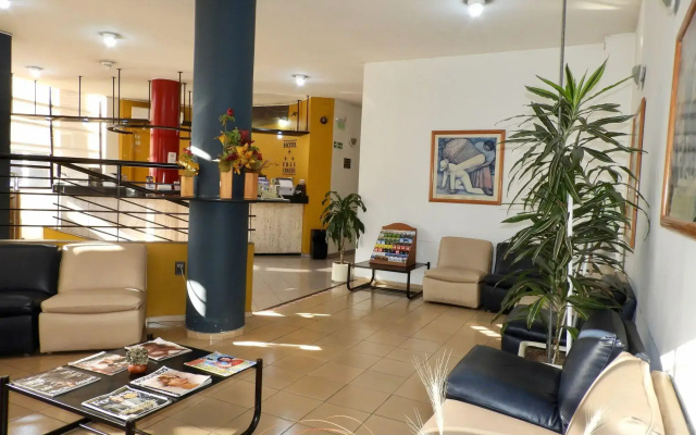 Tres Cruces Hotel