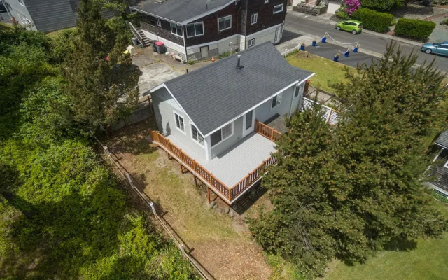 Seaside Prom 2 Bedrooms 2 Bathrooms Home