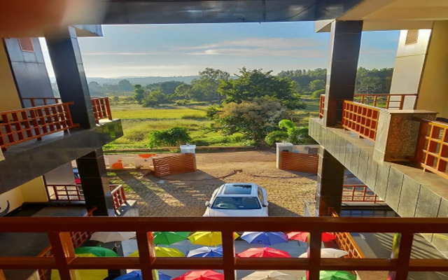 Hotel Hill Breeze