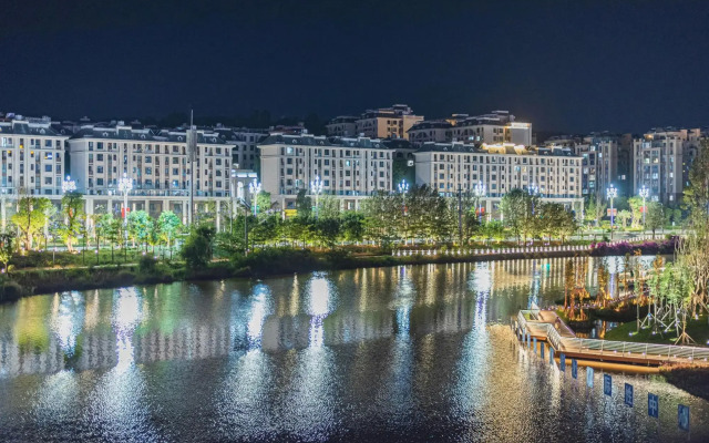 Qionghai Holiday Hotel