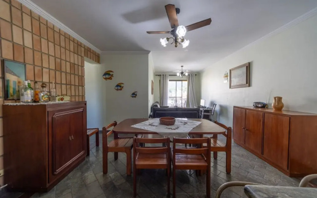 Apartamento Pet Friendly a 450m da Praia Enseada