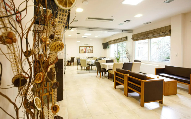 Hotel Athina