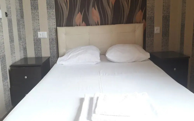 Отель EUROPALACE